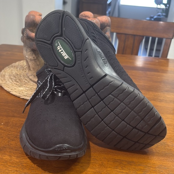 EARTH VEGAN - Picture 5 of 6